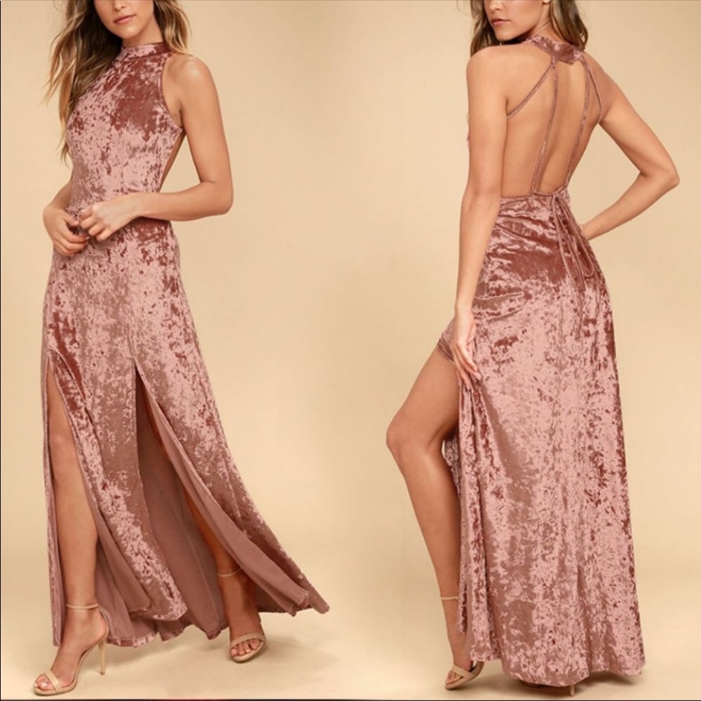 🎉BNWT Lulus Sexy Rusty Velvet Halter Maxi Dress